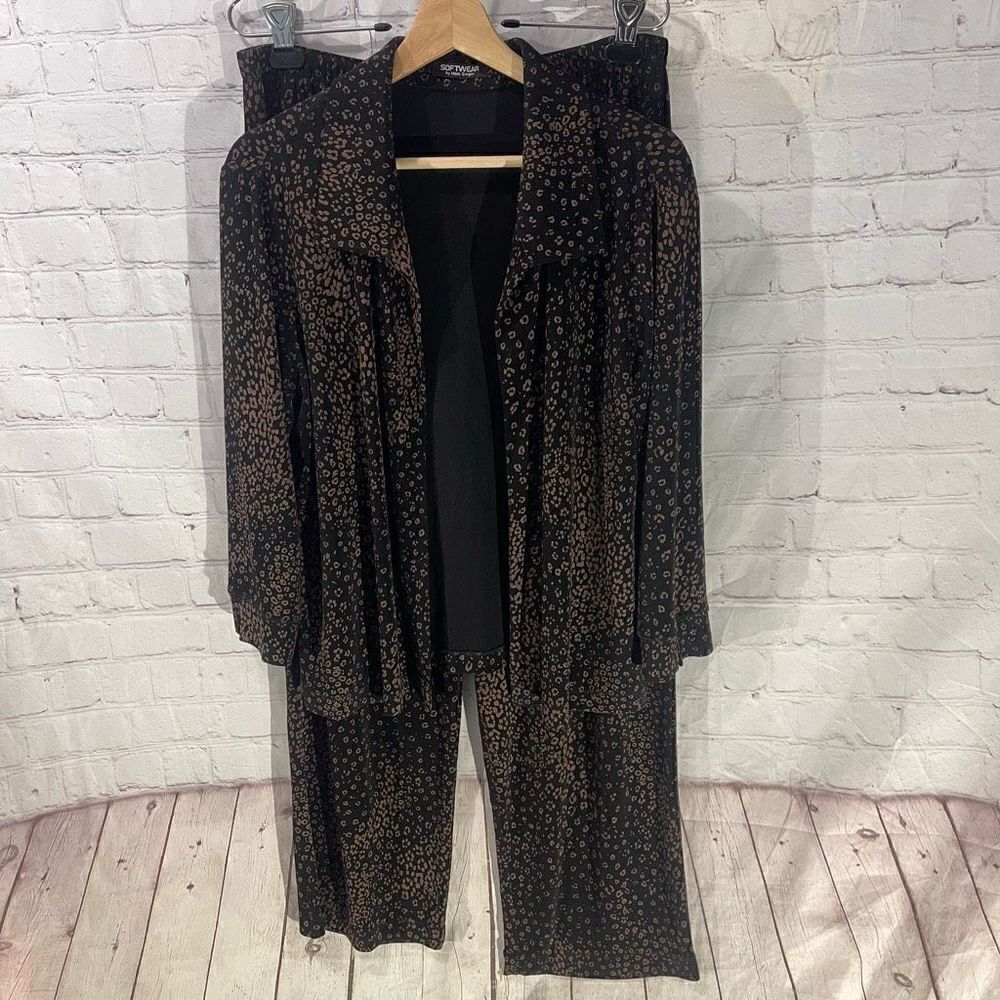 Softwear by Mark Singer lounge set
